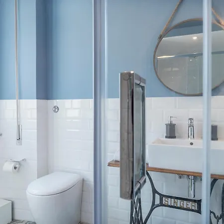 Modern And Bright Flat Near San Peter Apartment *